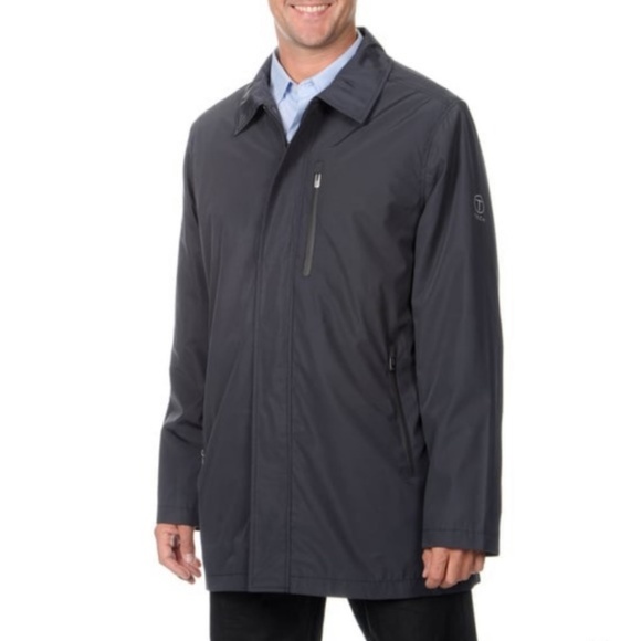 tumi black jacket